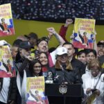 Colombia se moviliza: El presidente Gustavo Petro convoca a marchas en defensa del salario mínimo