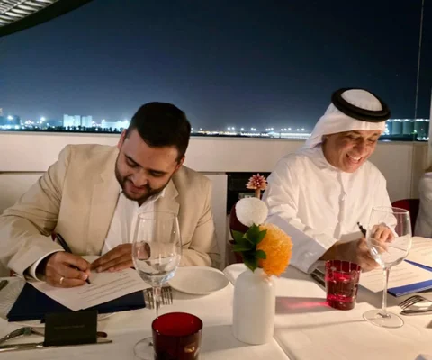 Acuerdo Histórico: Santa María Investment Group y Royal Capital Unen Fuerzas para Corredor de Coinversión Privada